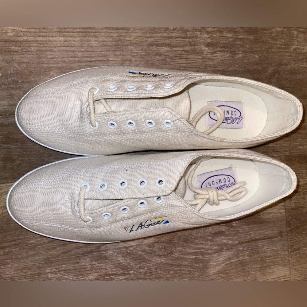 LA Gear vintage white sneakers